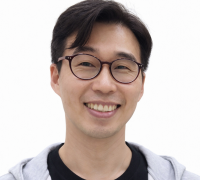 손영욱